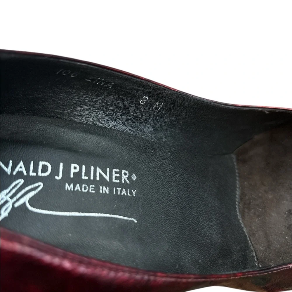 Donald Pliner Heel, Made In Italy, Size 8M, Red/Black Muted, Excellent Condition